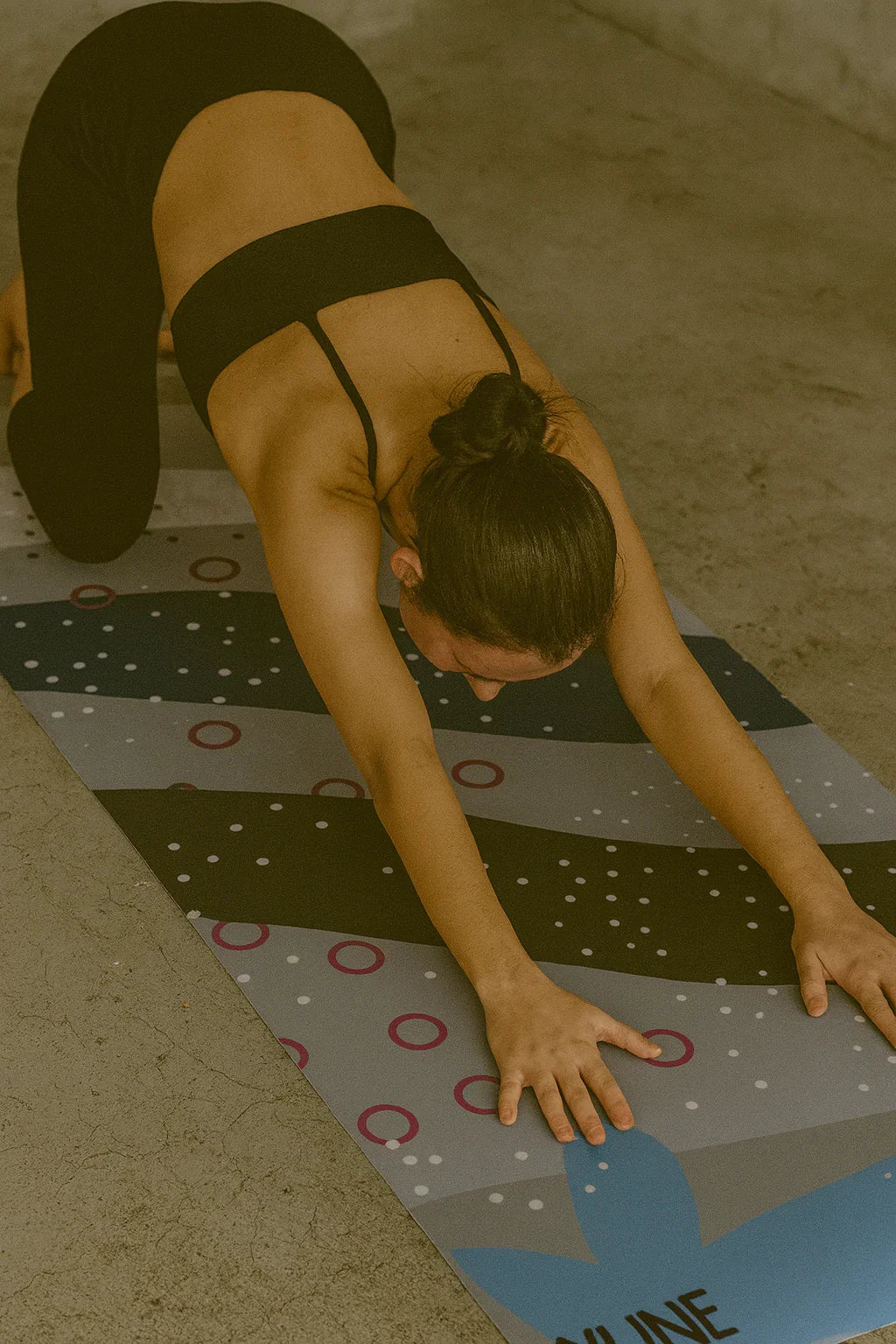 Fhloston Yoga Mat – 6mm Thick Multicolor Non-Slip Mat