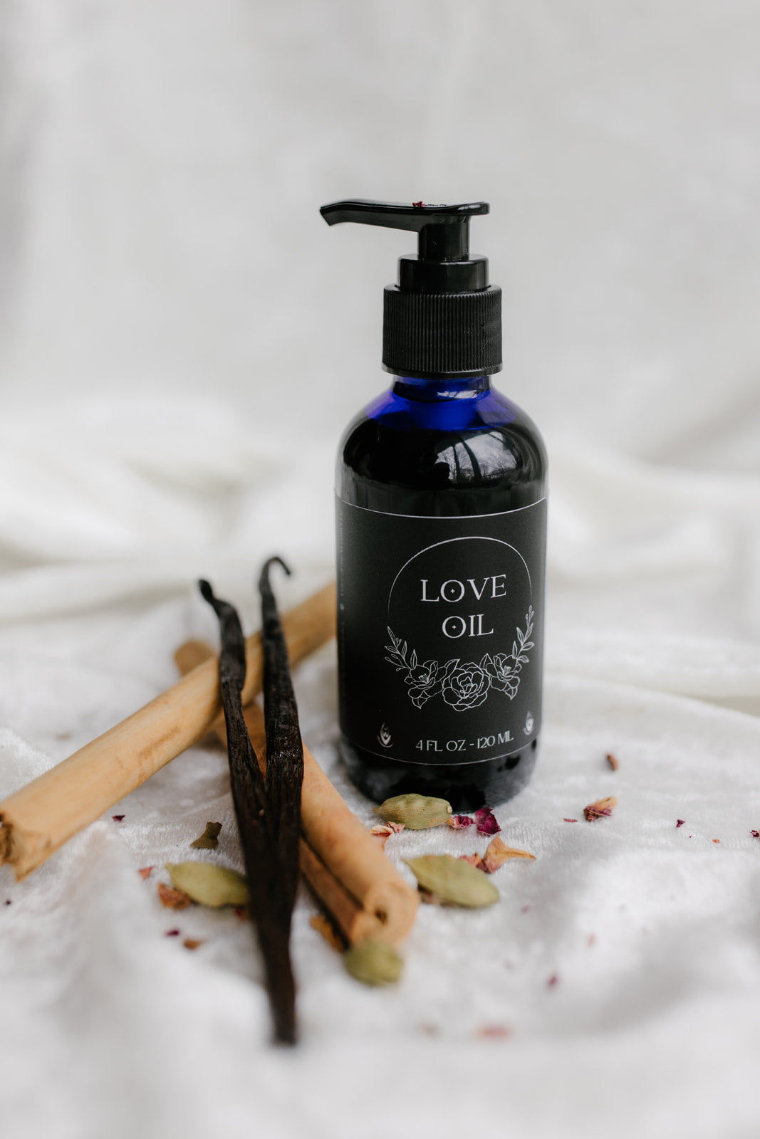Love Oil – Organic Aphrodisiac Intimacy Oil for Women