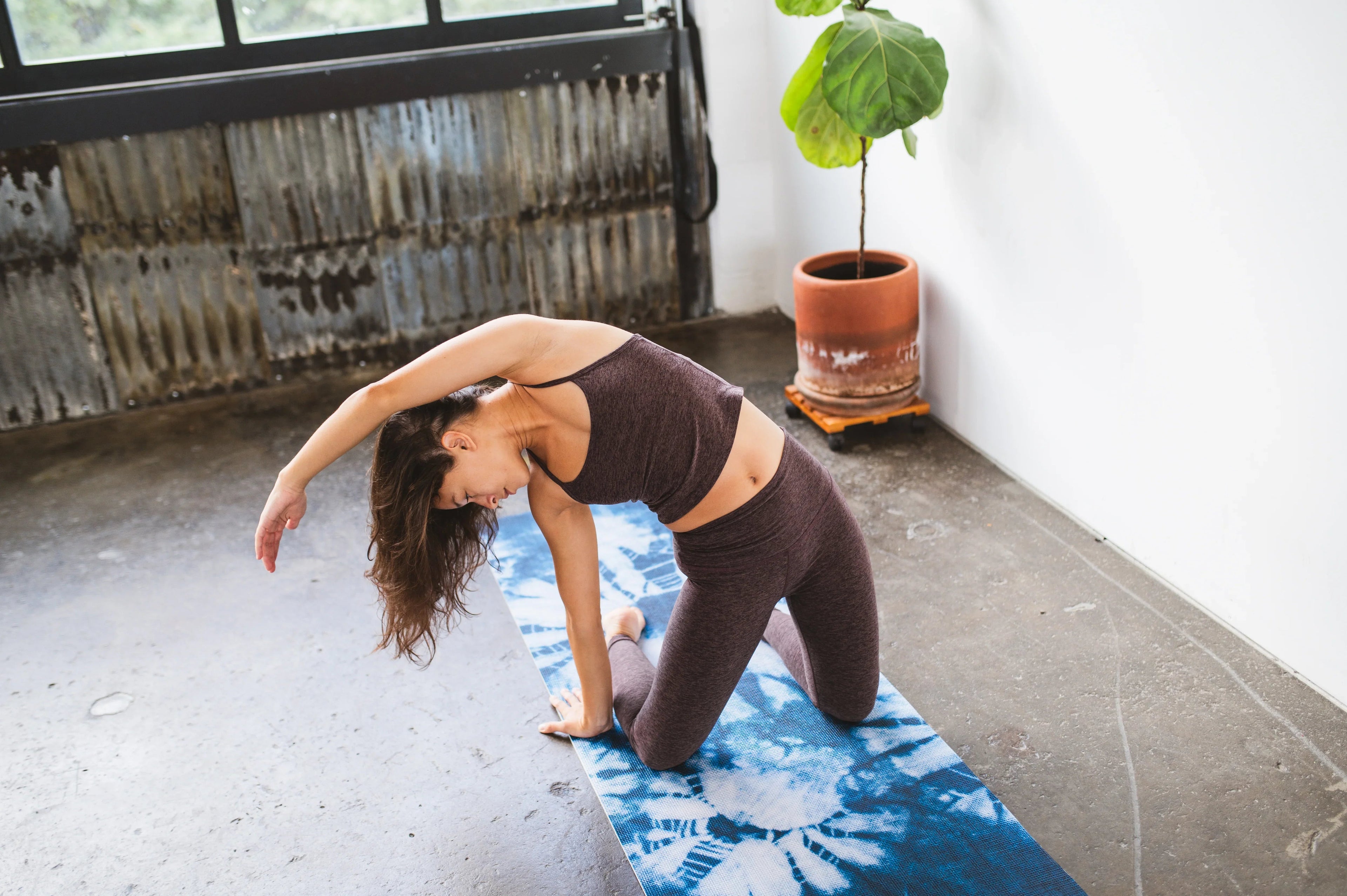 Ataraxy Yoga Mat – 6mm Non-Slip Cushioned Serenity-Inspired Mat