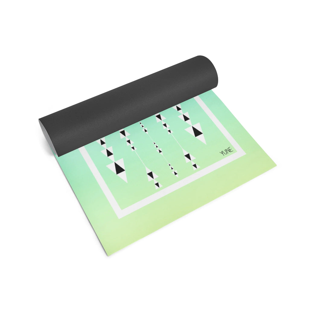 Cordelia Yoga Mat – 6mm Rainbow Non-Slip Eco-Friendly Mat